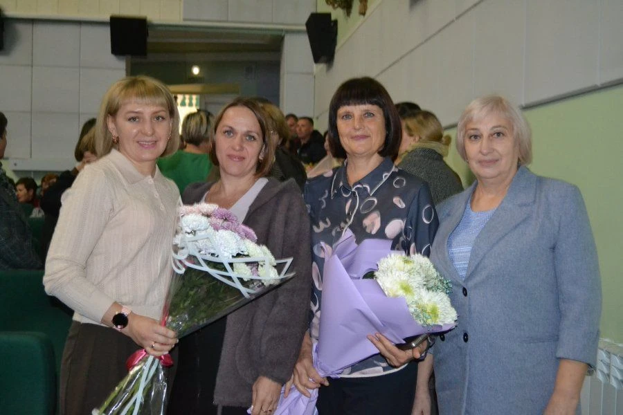 В Жирновске праздничным концертом отметили День учителя