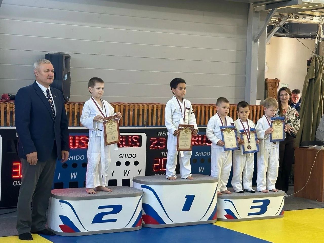 Кривошеев Роман 6 лет , 1 в класс