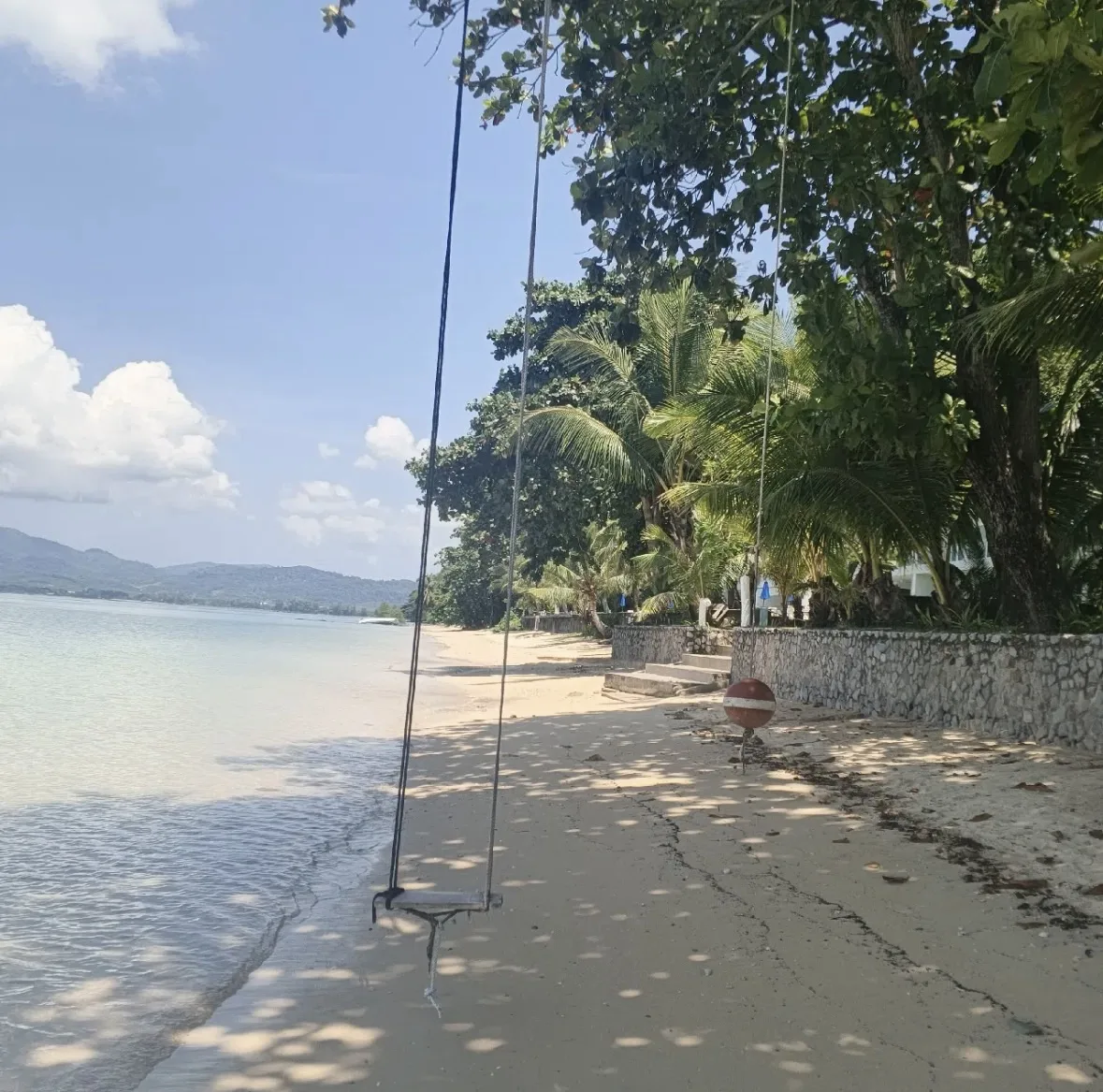 А это от наших туристов всем горячий привет 👋 из Тайланда о. Пхукет🌴