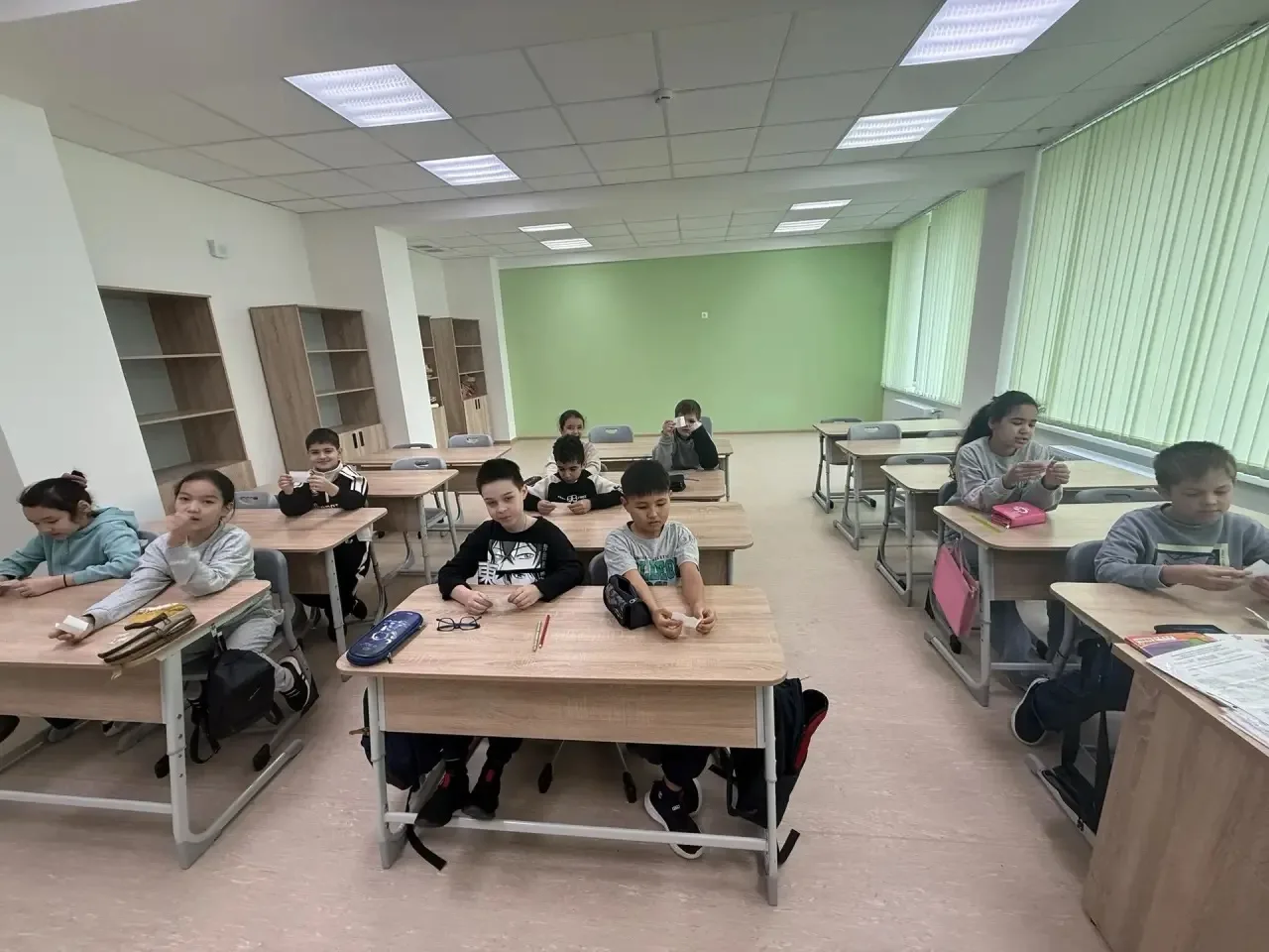 Сегодня в кружке «Русский — неродной язык» прошло занятие по теме «Словосочетание и пре...