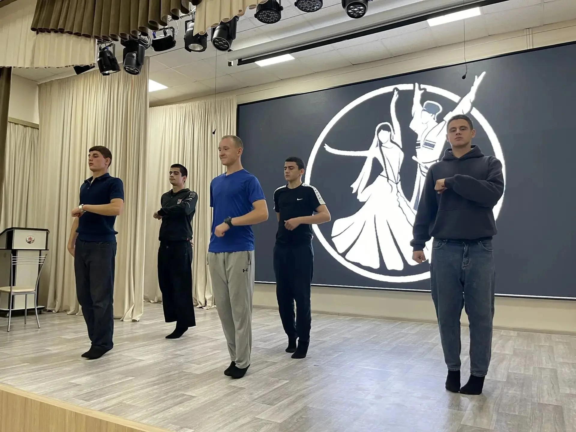 ✨ Танец начинается с первого шага