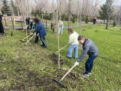 "Сделаем город чище!": саратовцев опять зовут на большой субботник