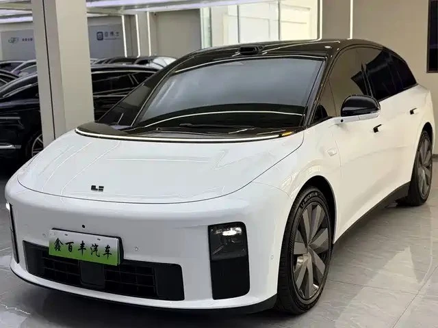 Li Auto L6