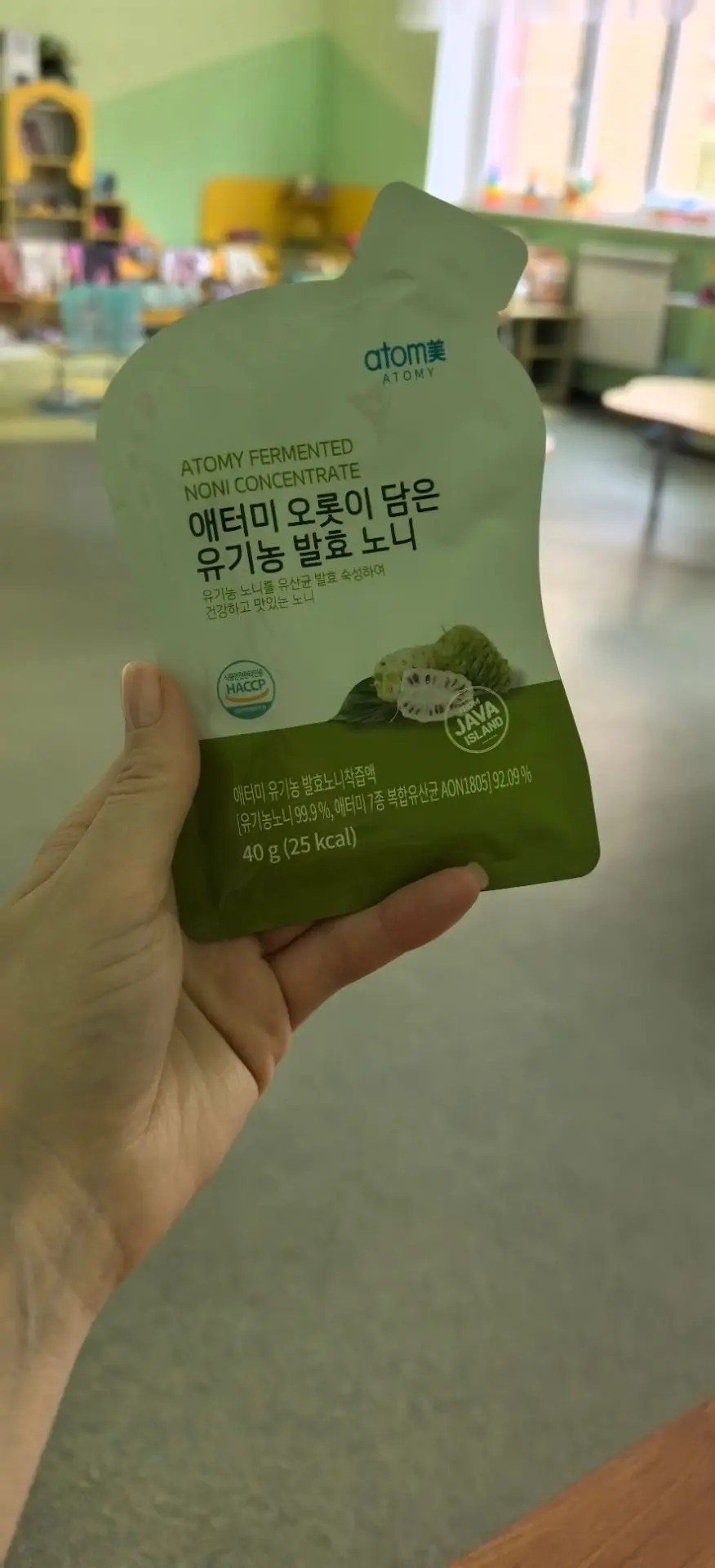 Сок Нони даже на работе 🌿💚