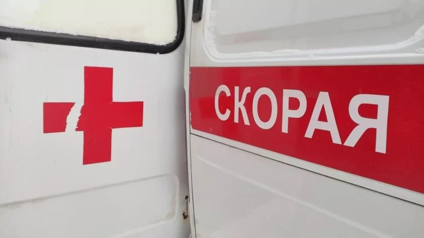 В Барнауле возле остановки на Павловском тракте нашли тело человека