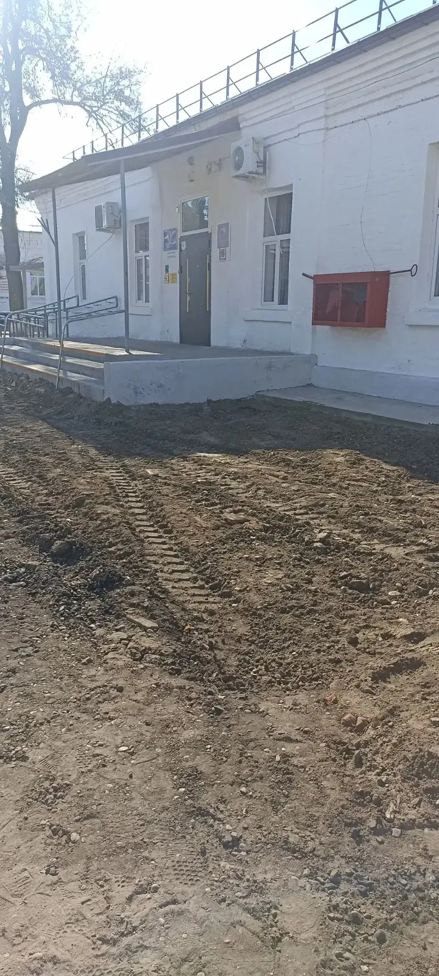 В ДШИ Казанской начались работы по благоустройству прилегающей территории за счет средс...