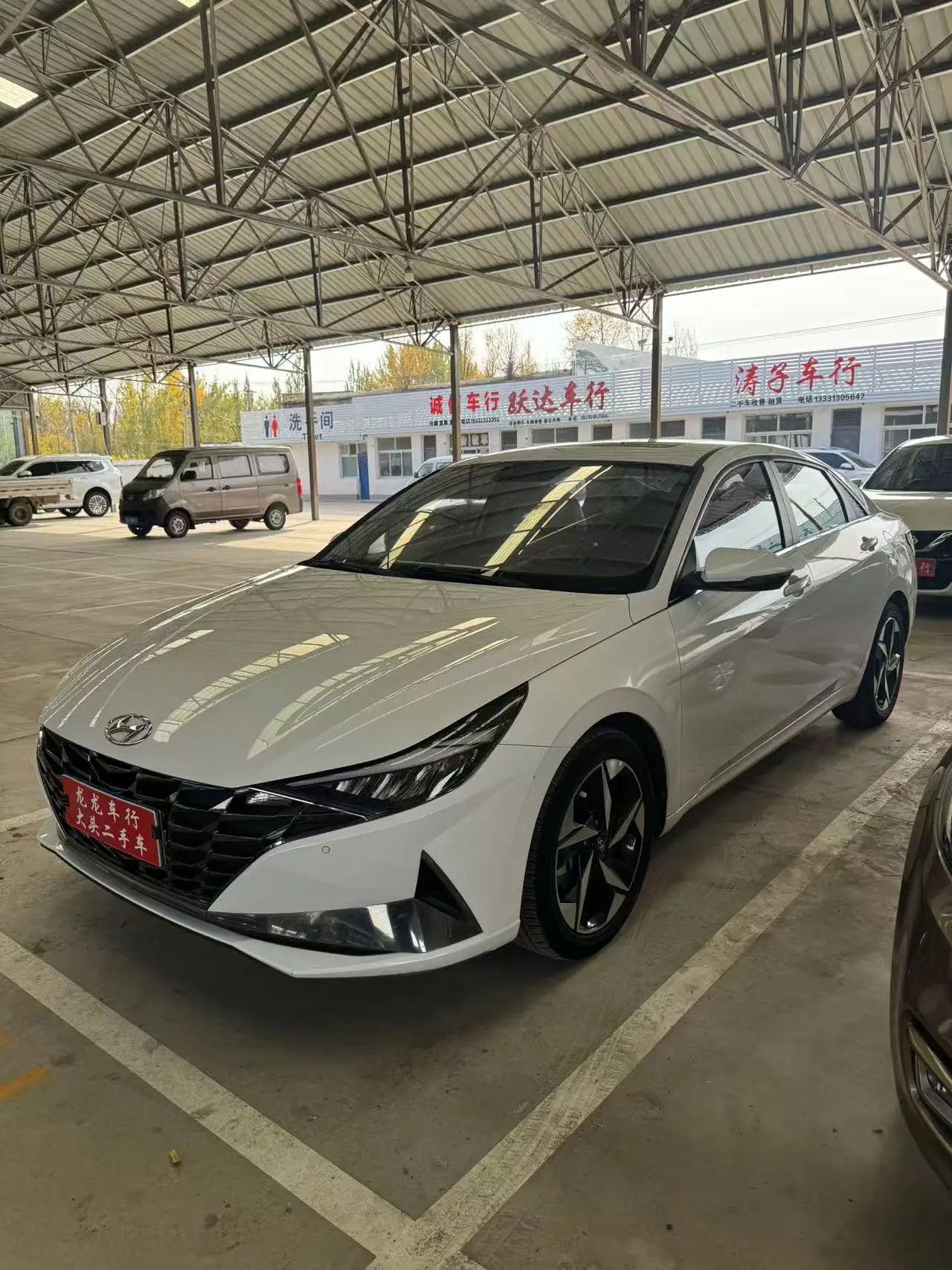 Hyundai Elantra 1.5 115 лс