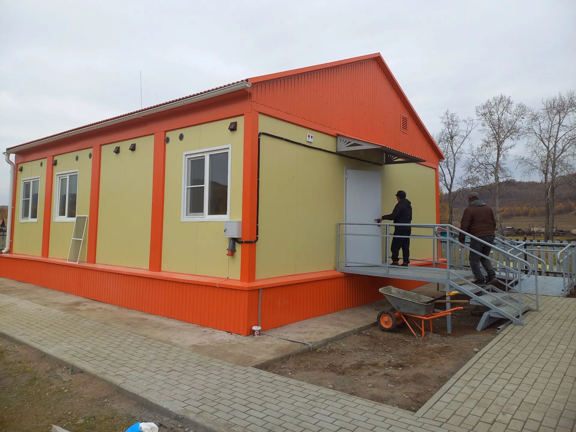 🇷🇺👍 В Закаменском районе откроется новый ФАП. В селе Цакир завершается строительство...