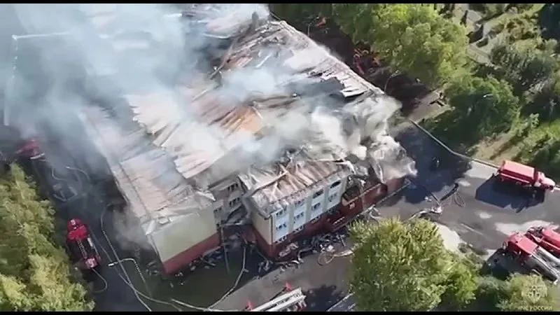 Школа на улице Широтной, 116 в Тюмени, пострадавшая при пожаре 10 сентября, вернется к ...