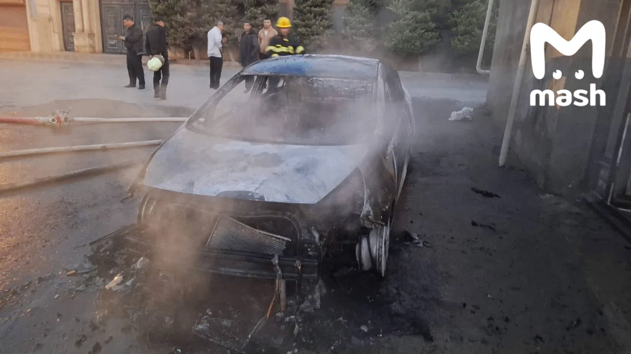 Масштабные протесты идут в Баку из-за запрета на ношение хиджабов в школе.