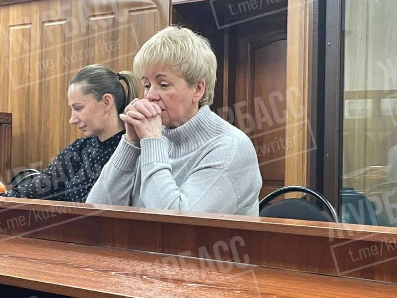 - Она открыла миру динозавров! - говорит адвокат Феофановой, и судя по лицу экс-министр...
