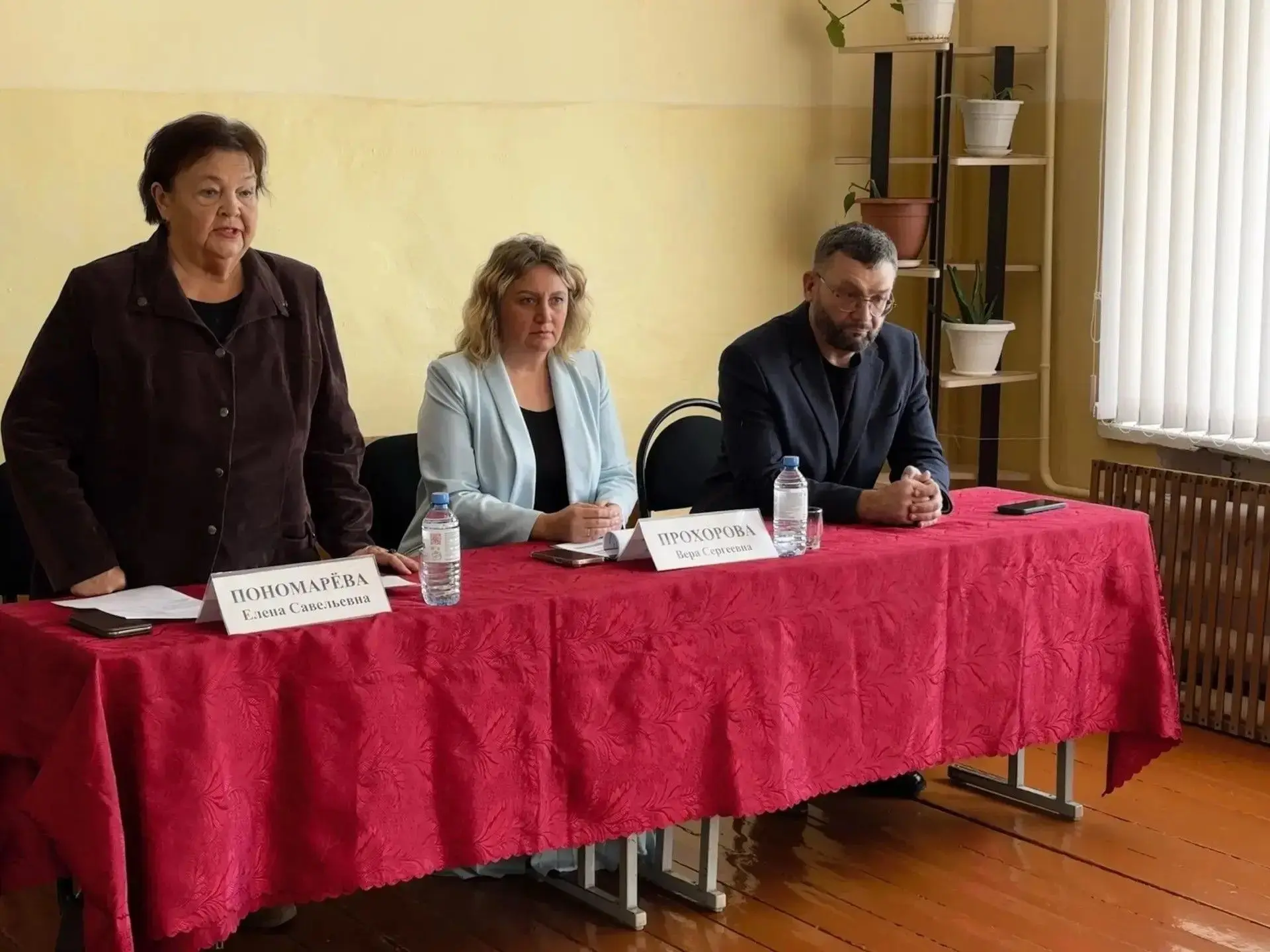 🔹 Глава района Вера Прохорова провела встречи с населением в сёлах Георгиевка и Подлес...
