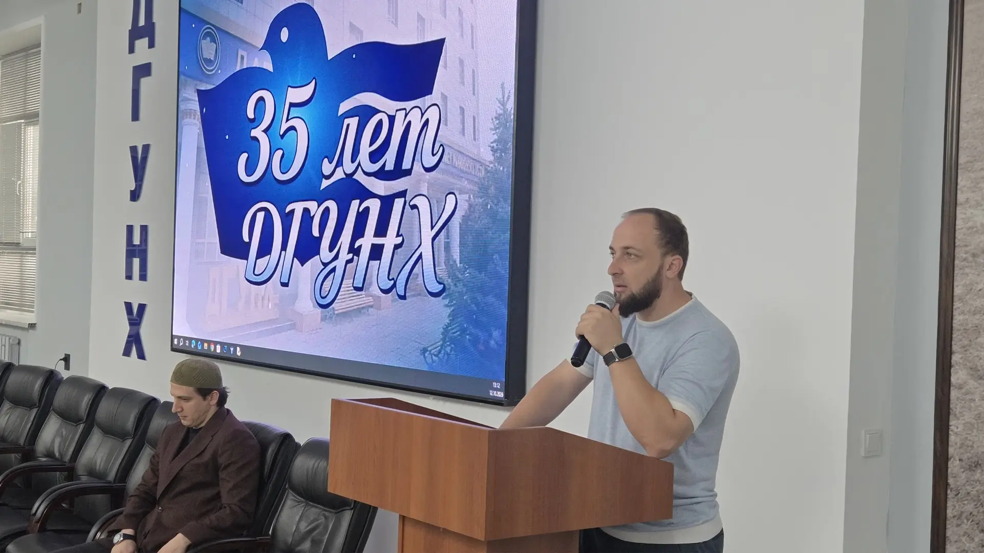 📱 Каждый день мы листаем ленту, читаем сообщения и общаемся в сети. Но всегда ли мы за...
