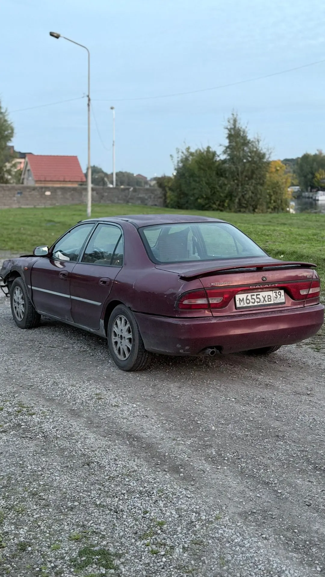 Mitsubishi Galant 1.8 бензин