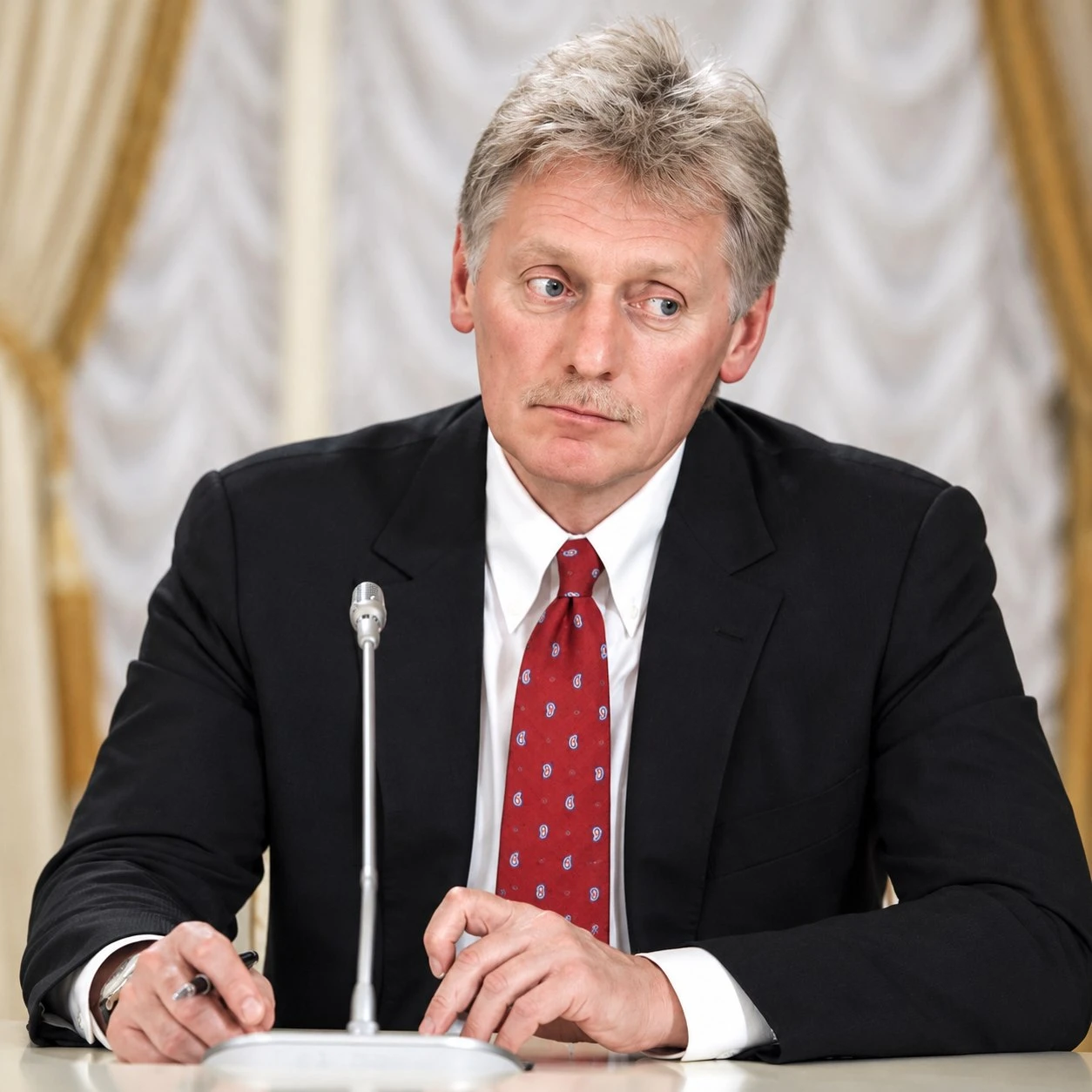 🔺Россия будет готова не наносить удары по Украине в день выборов