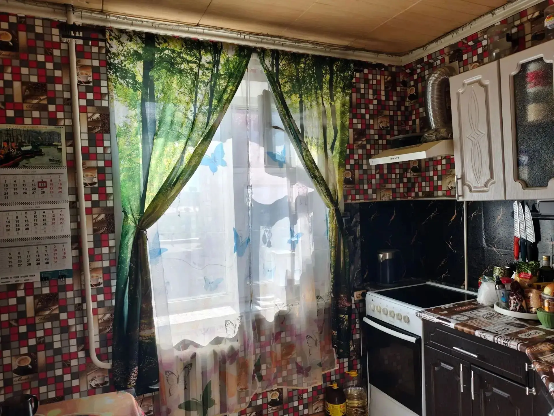 Продам 2-ух комнатную квартиру 48.5 кв. г.  Дудинка ул. Дудинская 19. 3 этаж есть балко...
