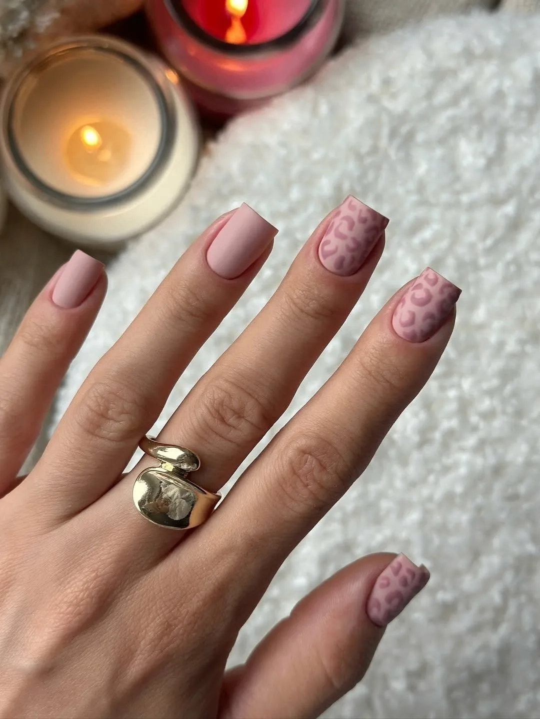 Первый по ногтям 🌸