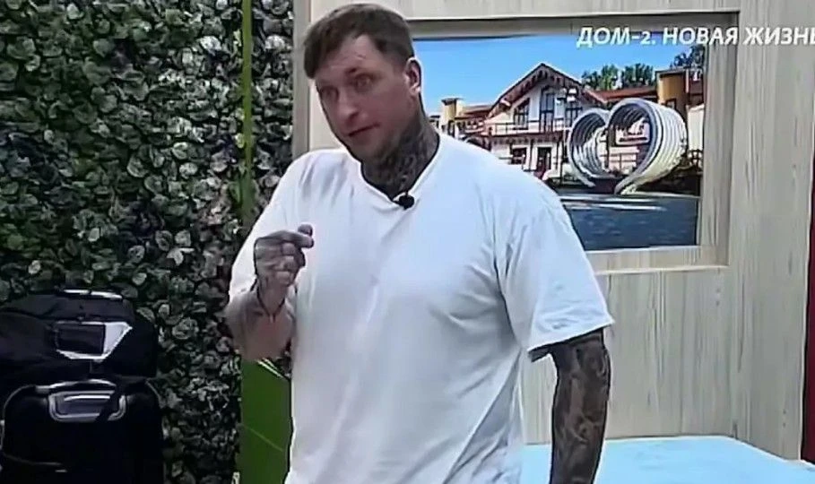 Элине Рахимовой пообещал вражду Денис Артюшенко