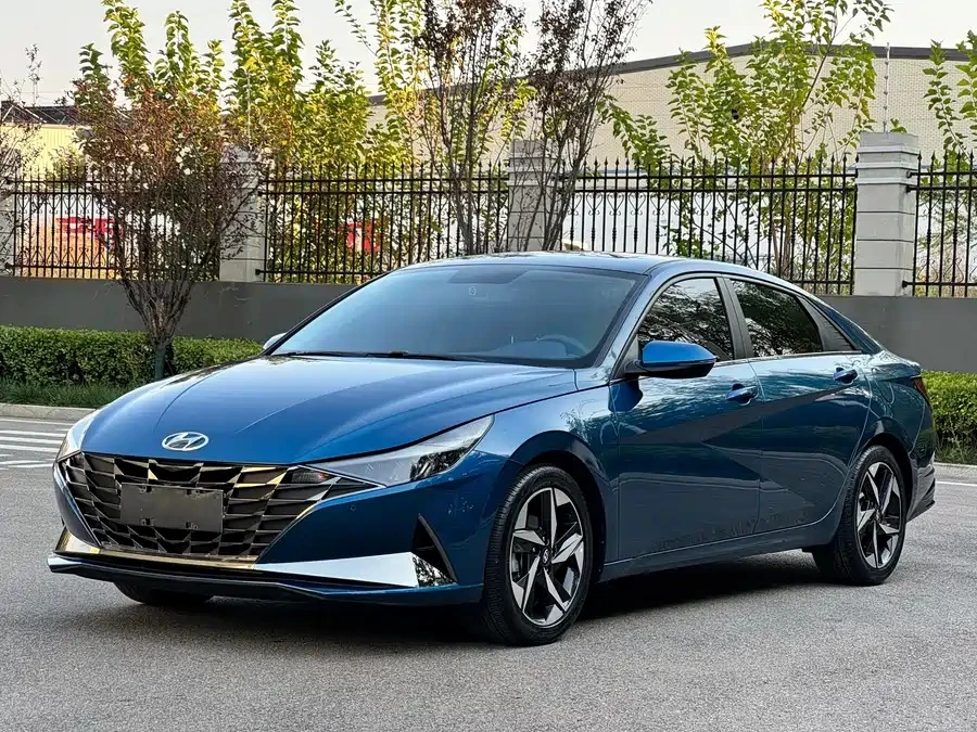 📊 Hyundai Elantra 2022 1.5L CVT GLX Elite Edition