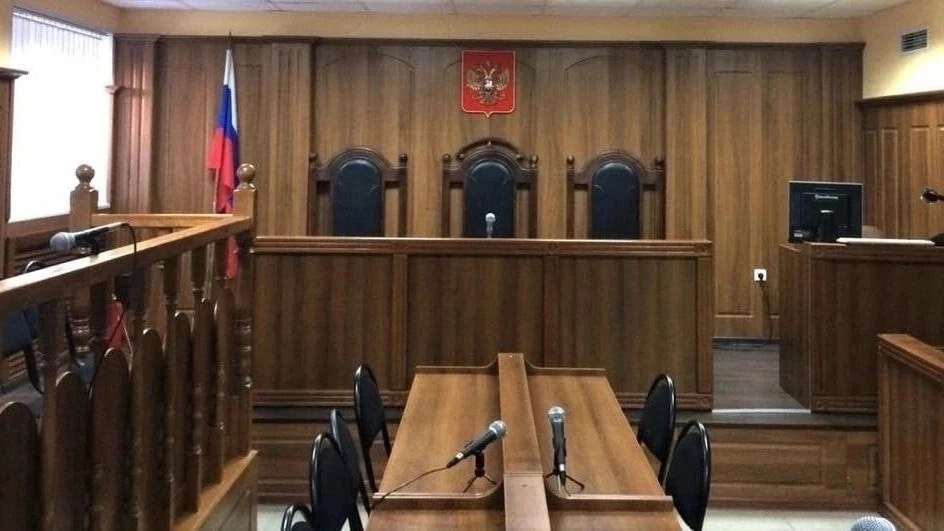 В Новокузнецке направили в суд дело о хищении 18 тысяч рублей у клиента