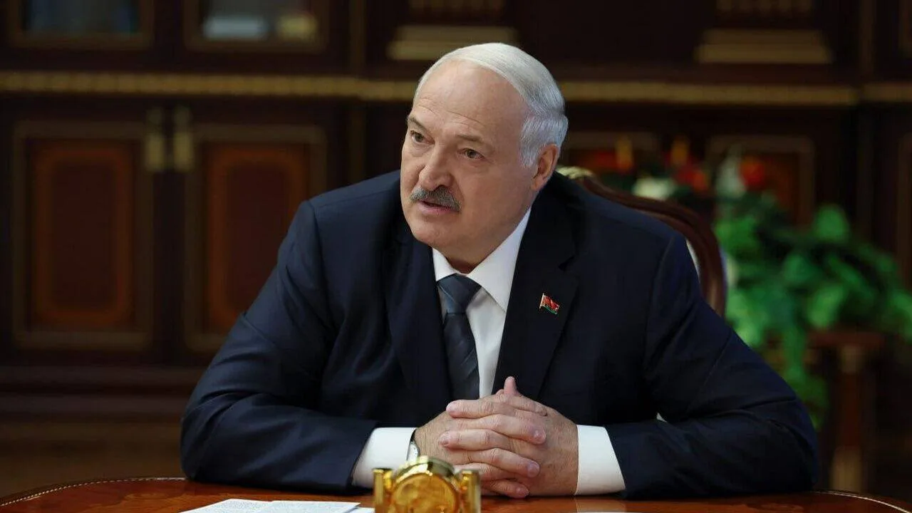 ⚡️Лукашенко поставил задачу развивать в Беларуси народное ополчение.