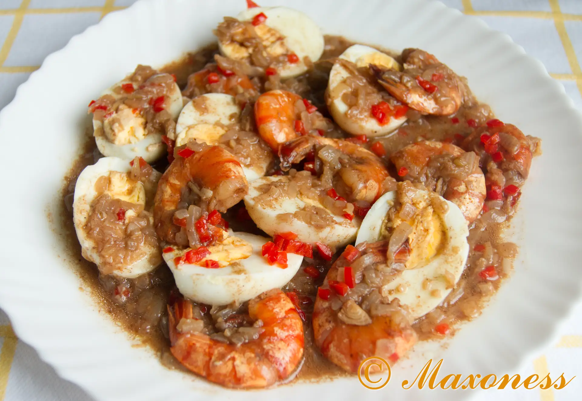 👉 Карри с креветками и яйцом