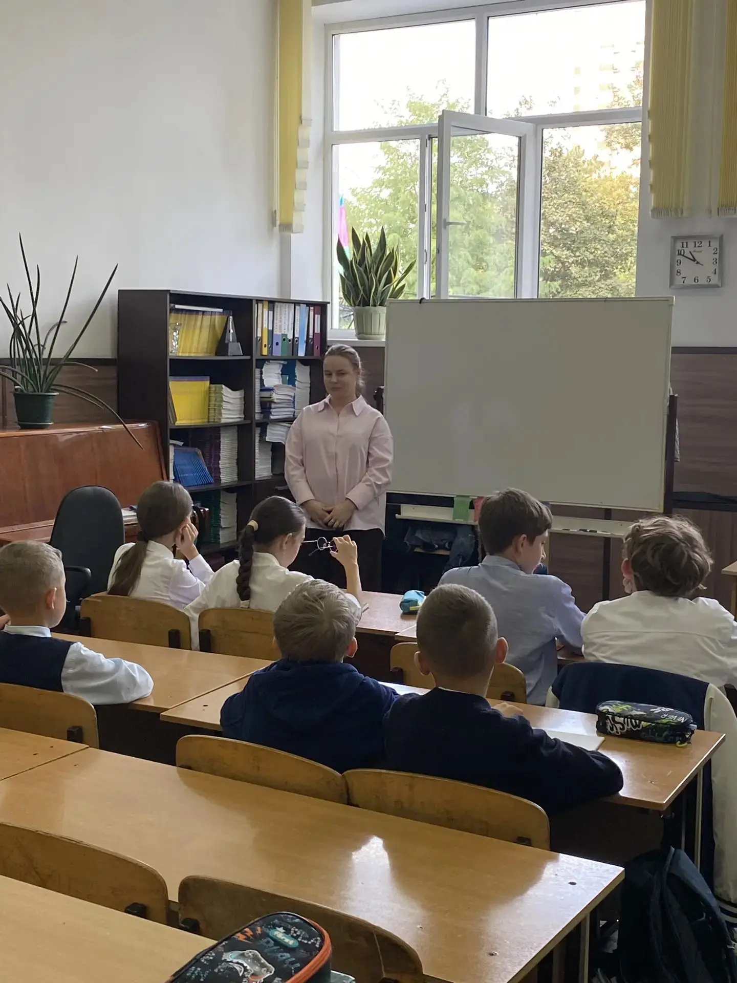 ‼️Сортируй отходы – береги природу! Такой урок провела 14 октября для обучающихся 5А кл...