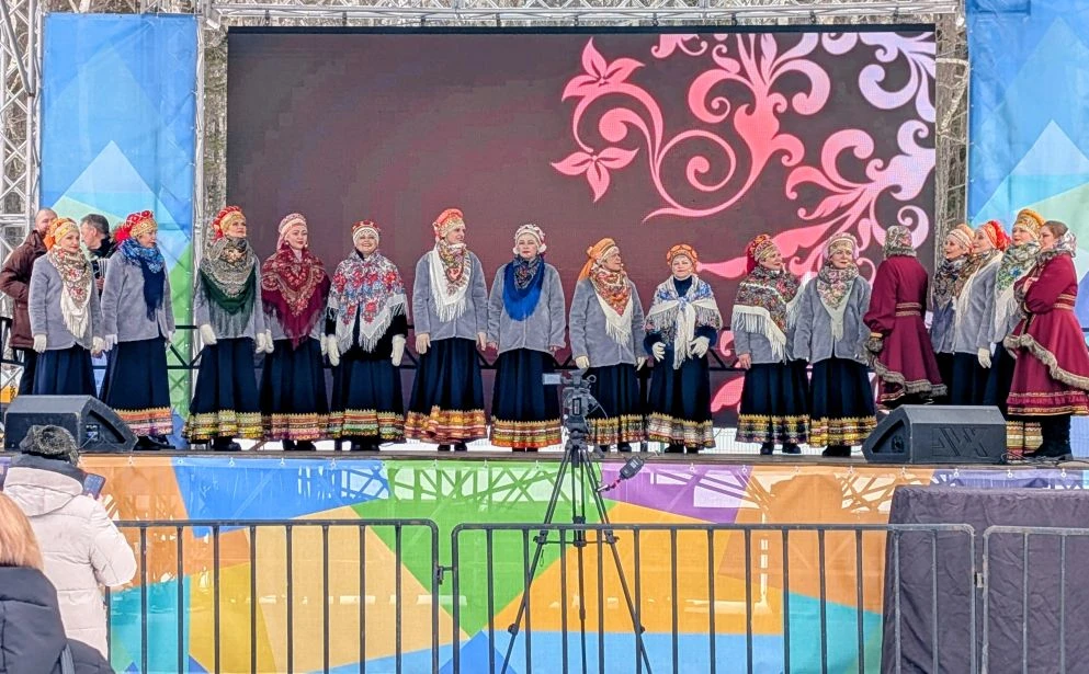 🥞 широкую Масленицу отгуляли сегодня в городском парке 🏠