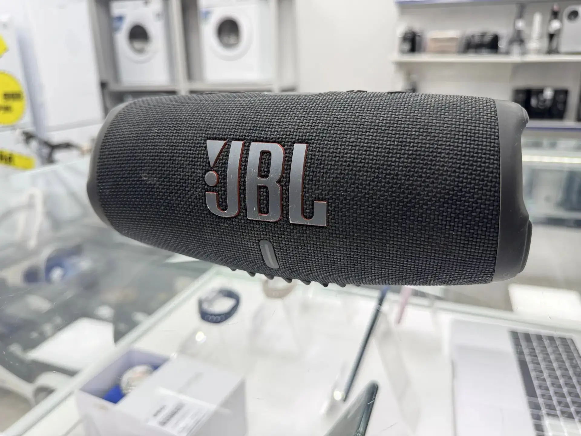 Колонка JBL Charge 5