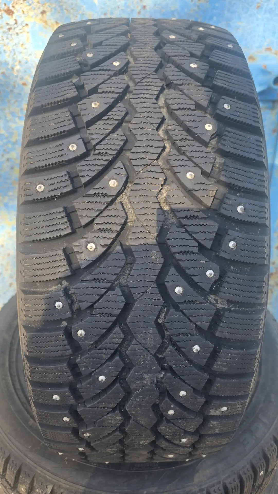 Шины зимние Pirelli Formula Ice 235.45.18 .