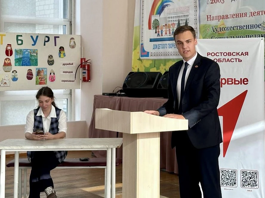 Наши ребята  приняла участие в муниципальном этапе проекта «Первый в дебатах»