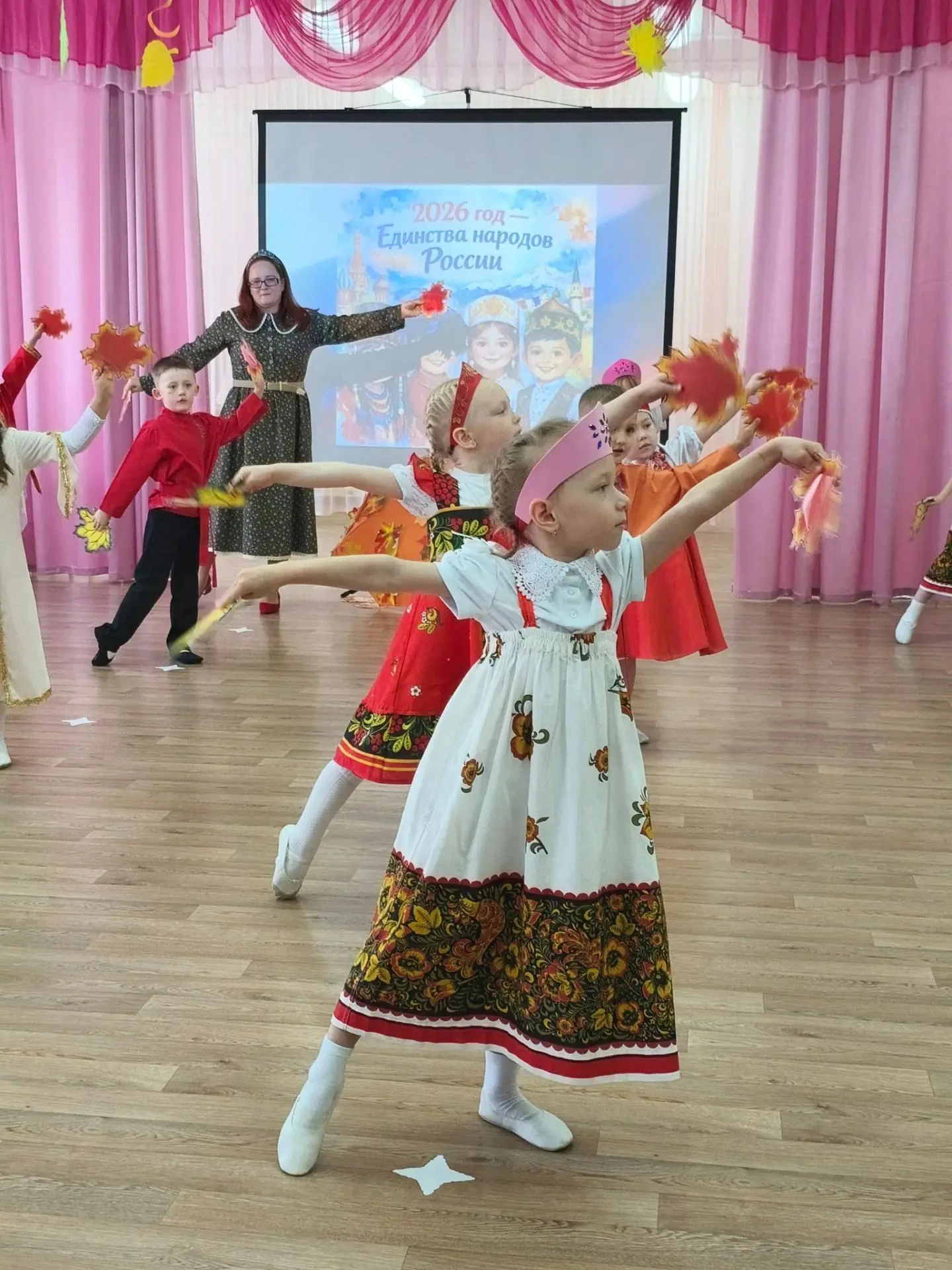 🎉 Утренник в группе «Журавлик»: «Народное единство» 🎉