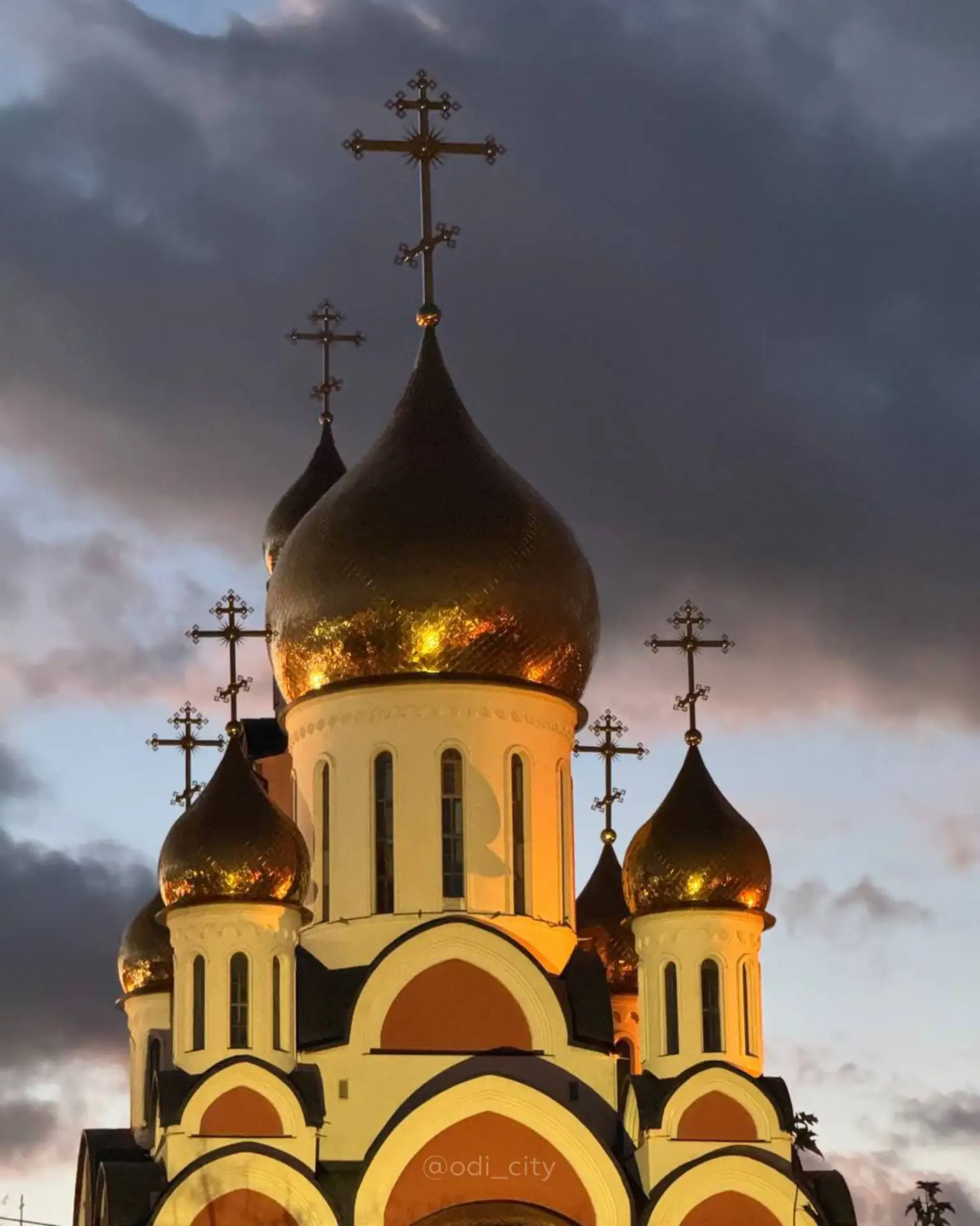 Георгиевский храм на закате 😍