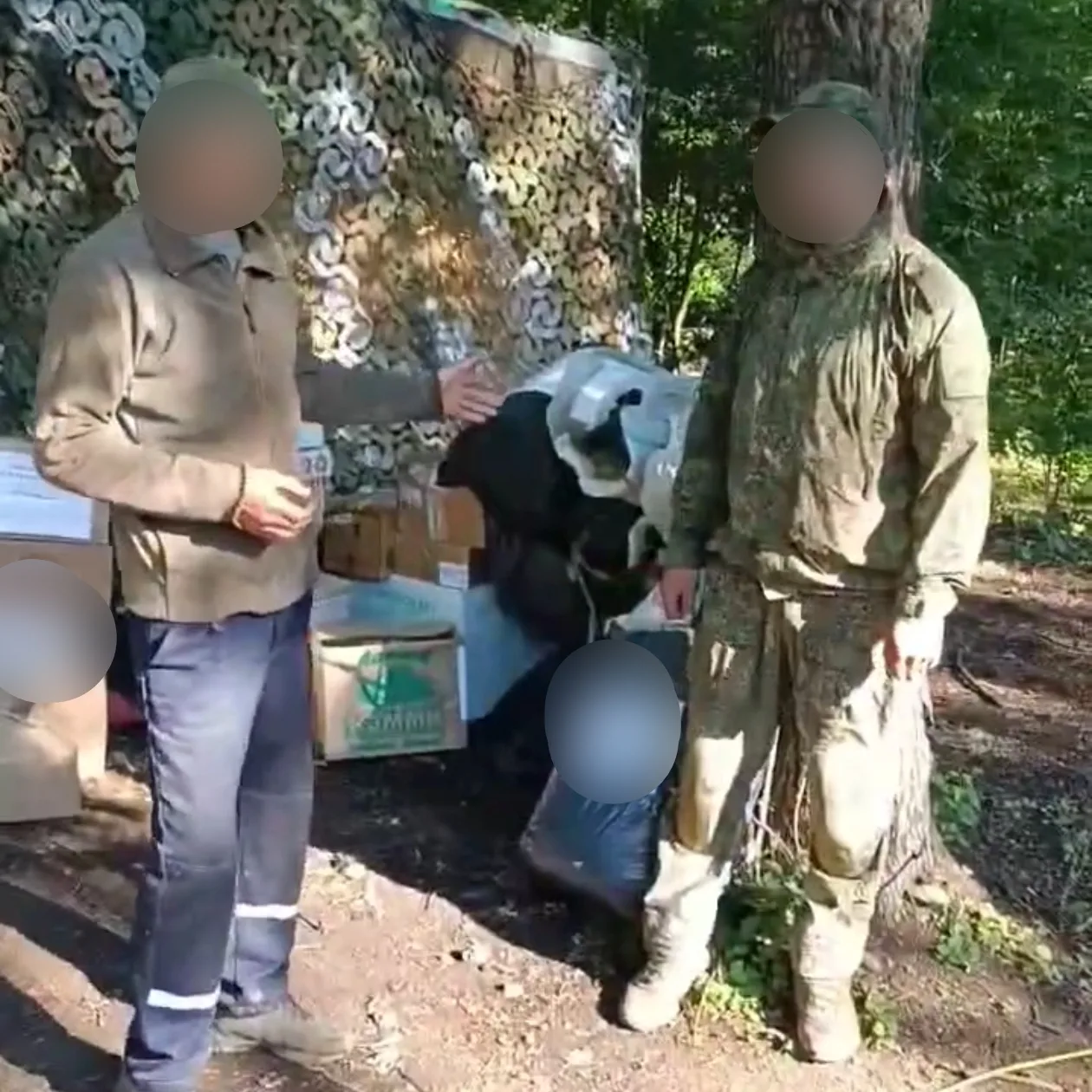 ГОЛОСУЕТ ФРОНТ