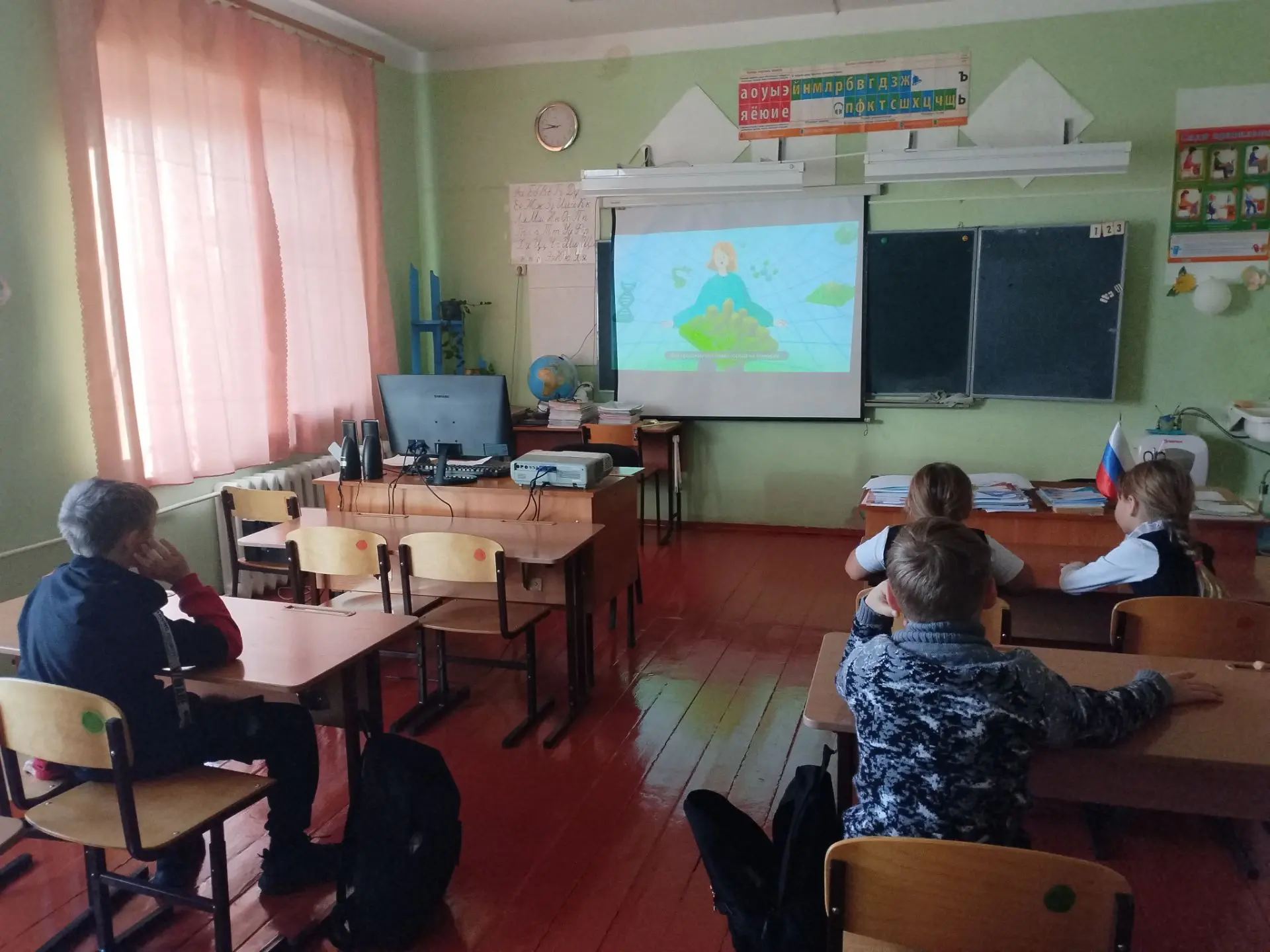 Обучающиеся нашей школы прошли первый в этом учебном году урок Цифры по теме «Искусстве...