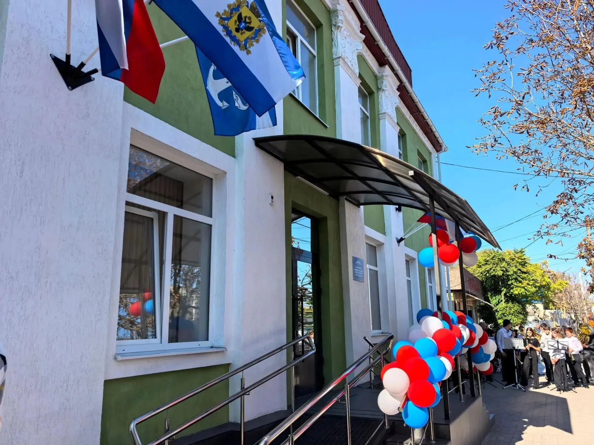 🎨 В Геническе после капитального ремонта открылась детская школа искусств