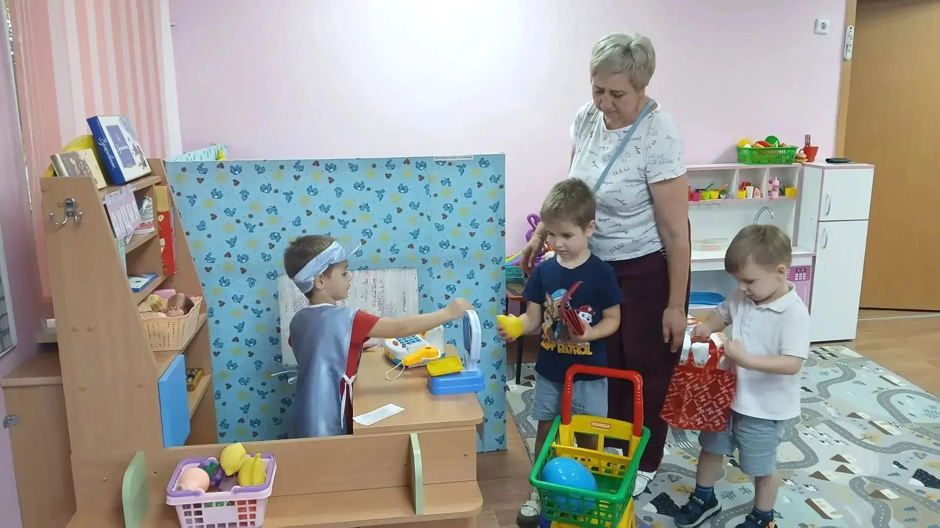 В рамках тематической недели финансовой грамотности в средней группе прошла сюжетно-рол...