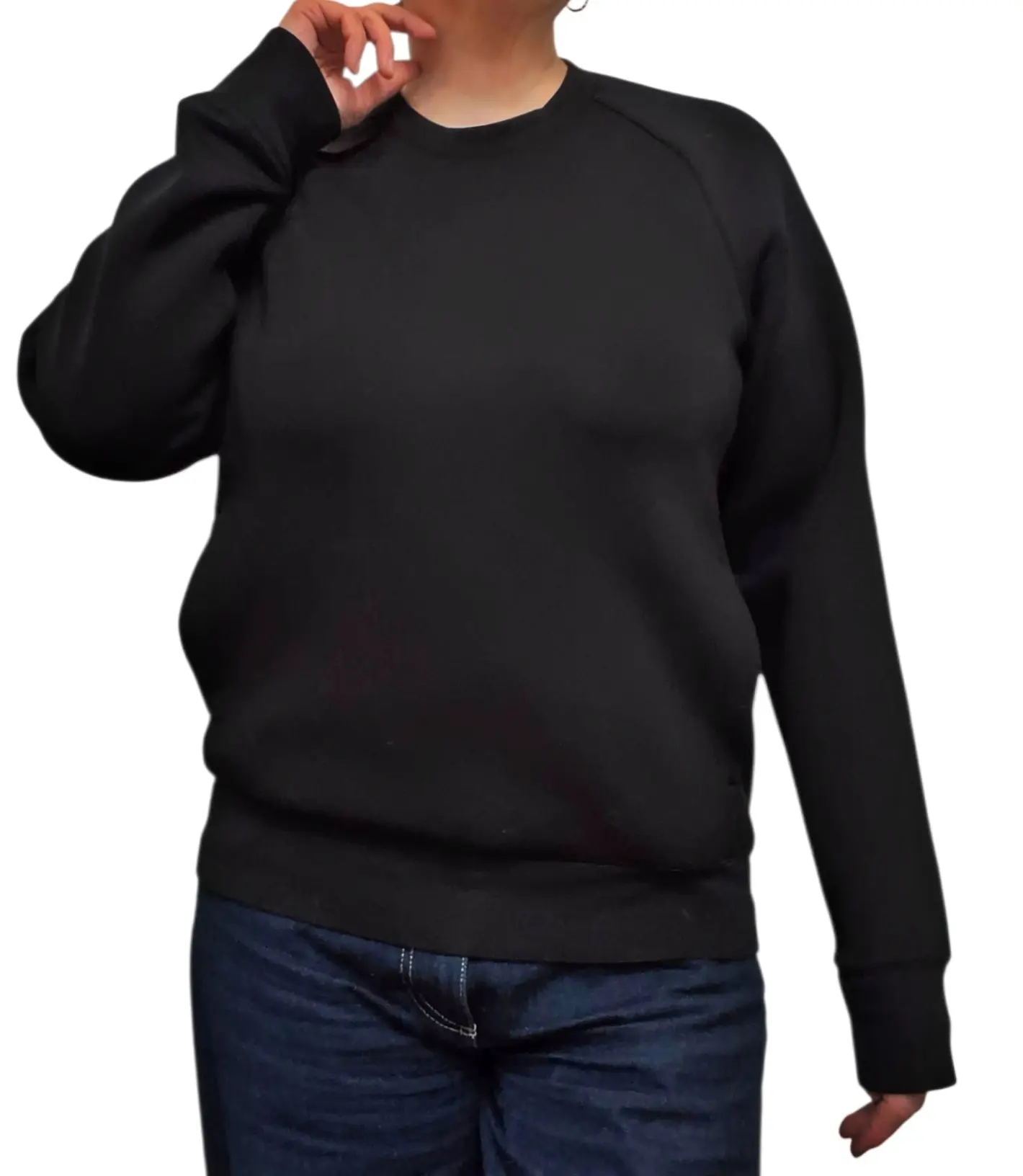 Чёрный свитшот от Uniqlo