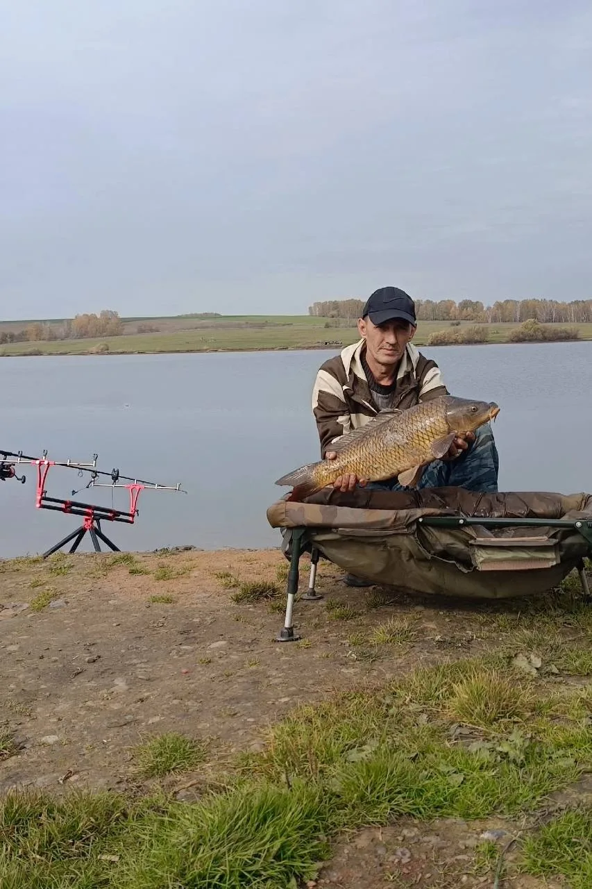 🎣 Несмотря на похолодание кемеровчане всё ещё рыбачат.