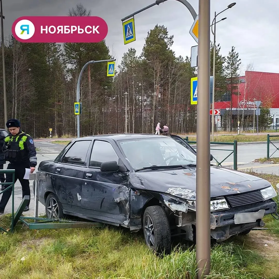 🚔 Водитель автомобиля Kia, выезжая от спорткомплекса «Факел», не пропустил «ВАЗ-2110»....