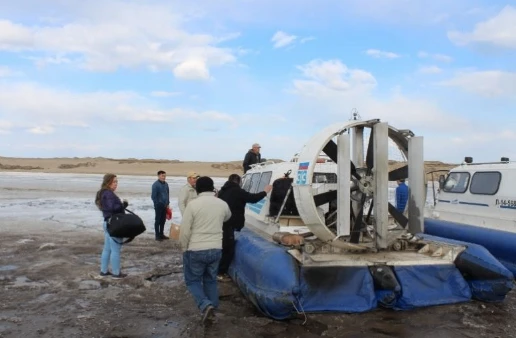 🚤С 16 октября на Лену вышли суда на воздушной подушке "Хивус"