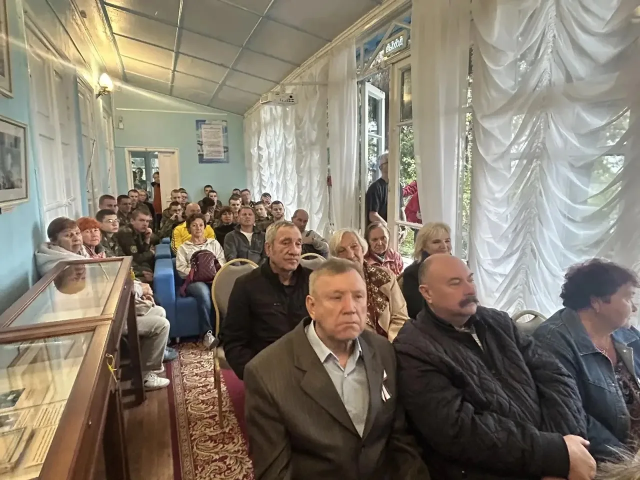 В музее Сергеева-Ценского открылся Литературно-музыкальный фестиваль «Осень на Орлиной ...