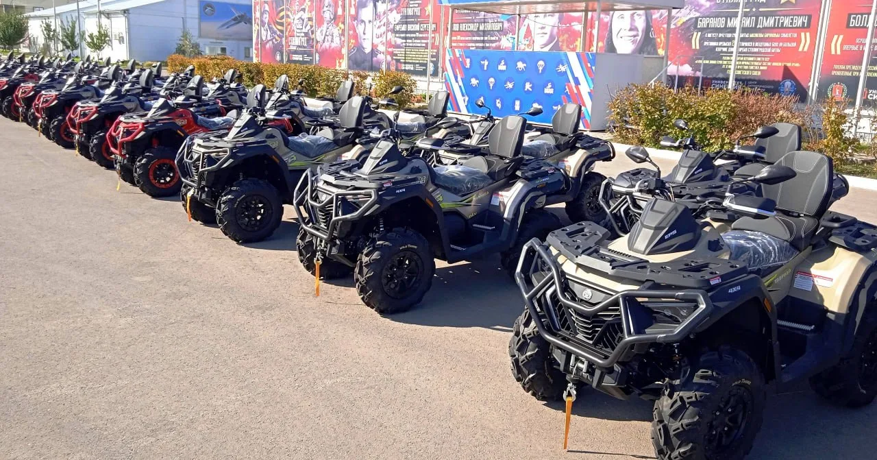 Партию двухместных квадроциклов «Таврида» отправила в зону СВО Волгоградская область.