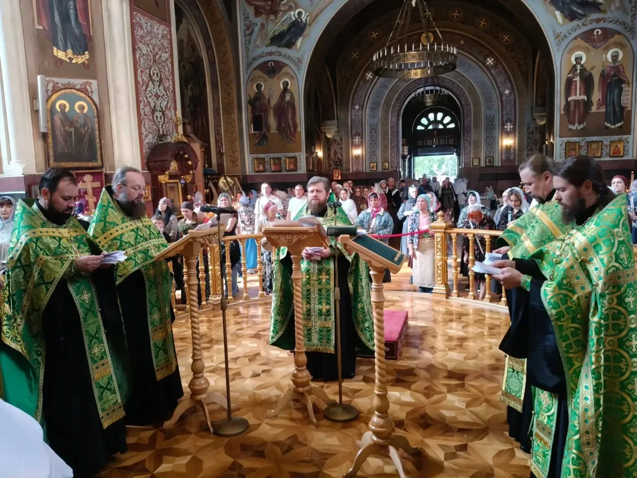 Сегодня в Свято-Екатерининском кафедральном соборе Краснодара состоялся молебен с чтени...