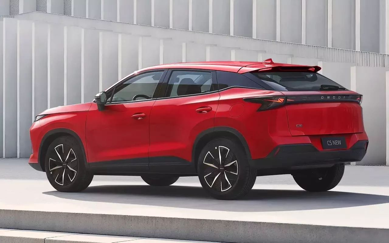 Скидки на Omoda C5 отменены: актуальные цены на кроссовер в России