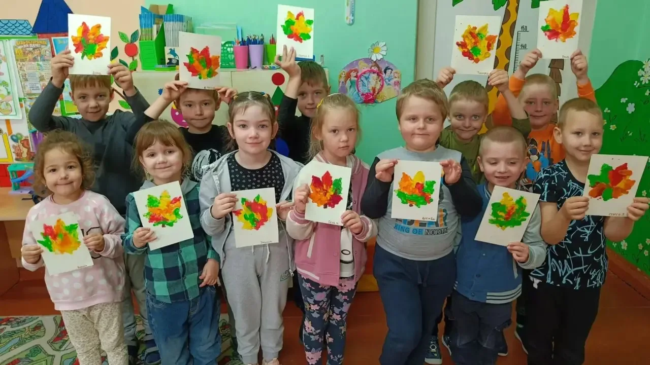 🍂 В подготовительной группе прошло увлекательное занятие по лепке! 🍂