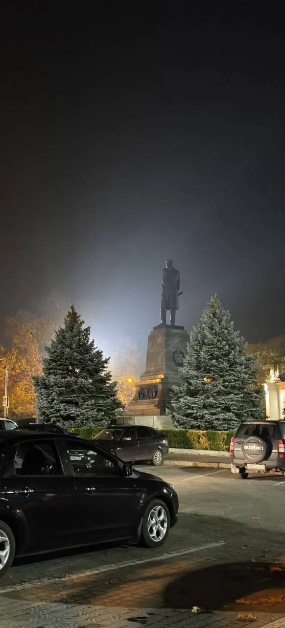 Доброй ночи, Севастополь! Всё важное оставим до завтра.