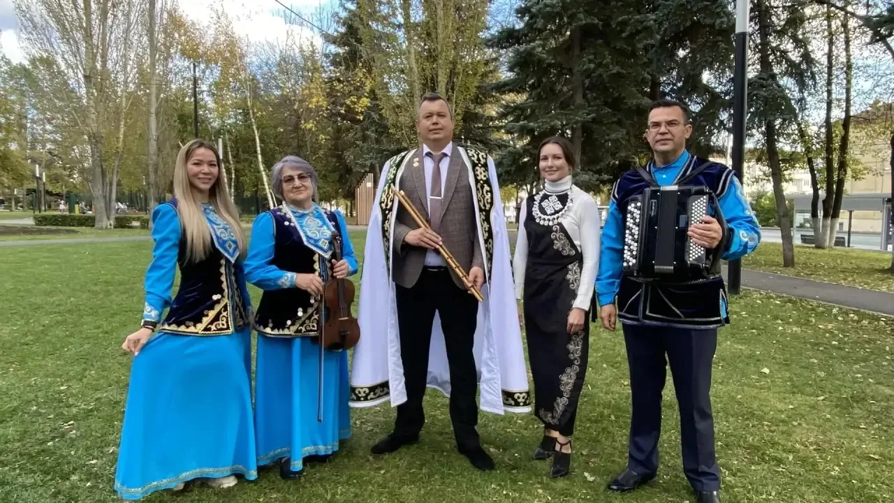 💙🤍💚 «Цвети, Республика моя!»: главный праздник в парке «Первомайский»