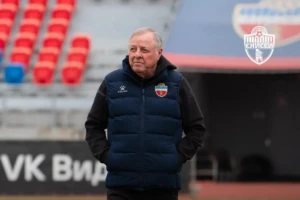 Красноярский камбэк: Александр Тарханов снова берет штурвал футбольного Енисея в свои о...