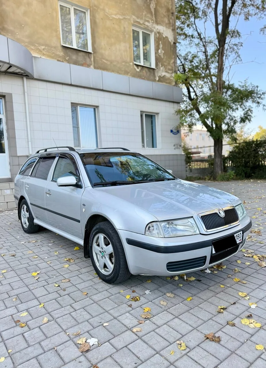Продам Skoda Octavia Tour 1.8 турбо, механика, 265 105 км, Макеевка